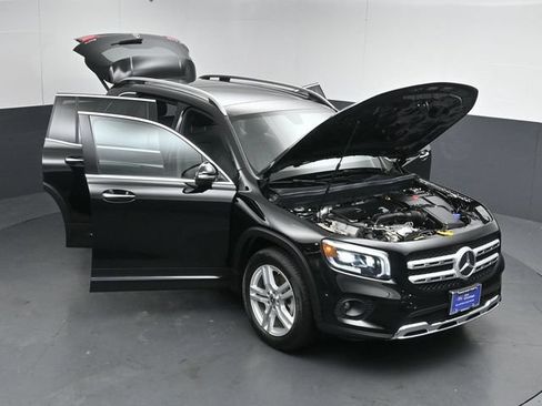 Used 2022 Mercedes-Benz GLB 250 4MATIC image 56
