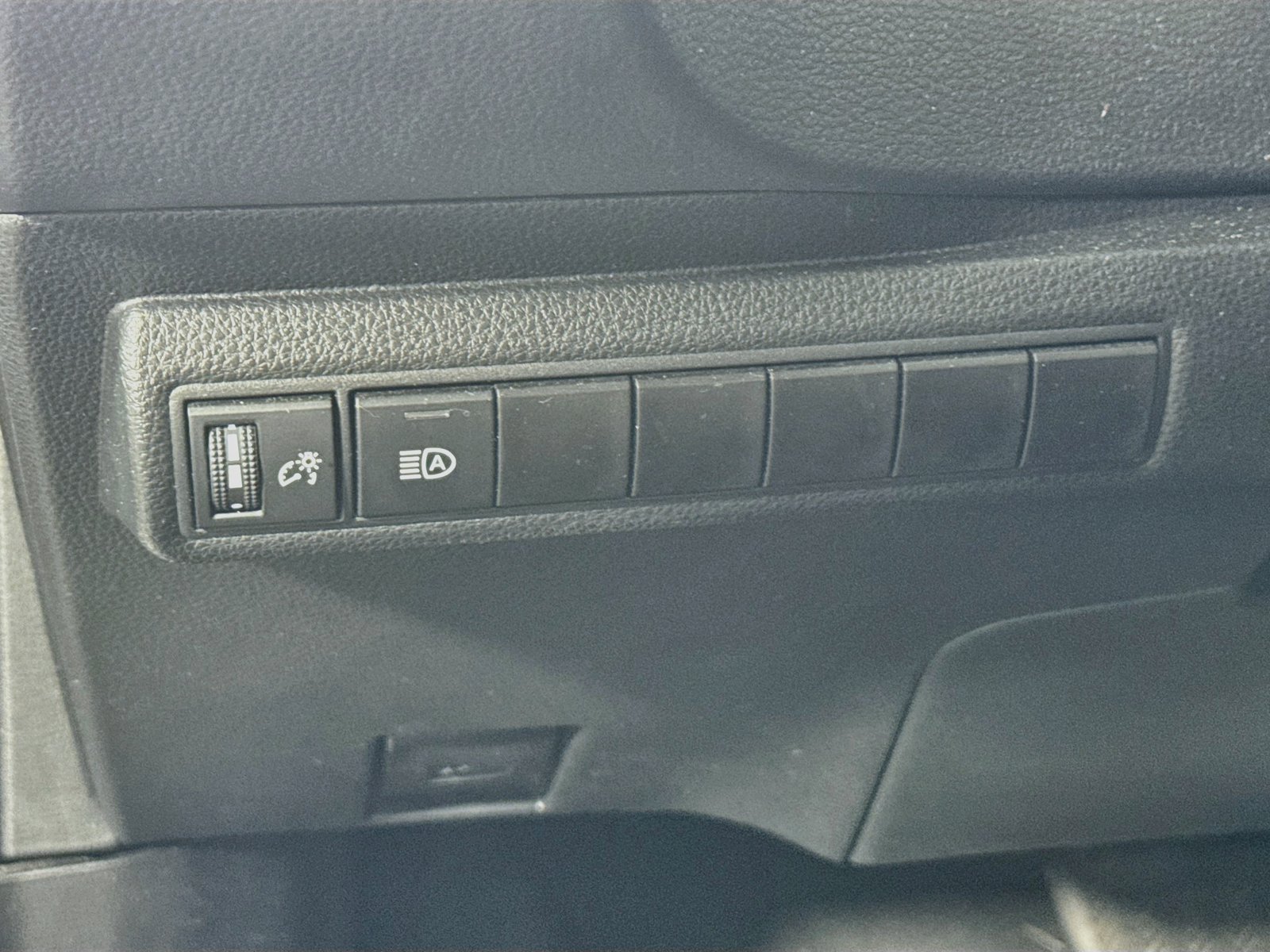 Certified 2023 Toyota Corolla LE FWD image 7