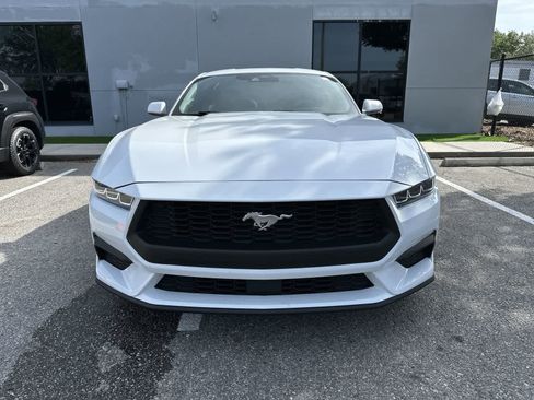 Used 2024 Ford Mustang Coupe RWD image 12