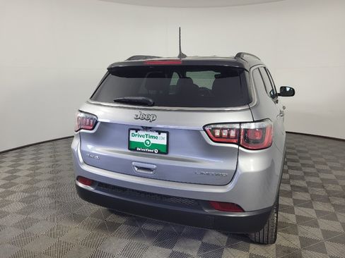 Used 2017 Jeep Compass Limited AWD/4WD image 7