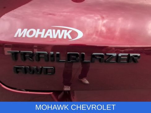 Used 2023 Chevrolet TrailBlazer RS w/ Sun and Liftgate Package AWD/4WD image 34