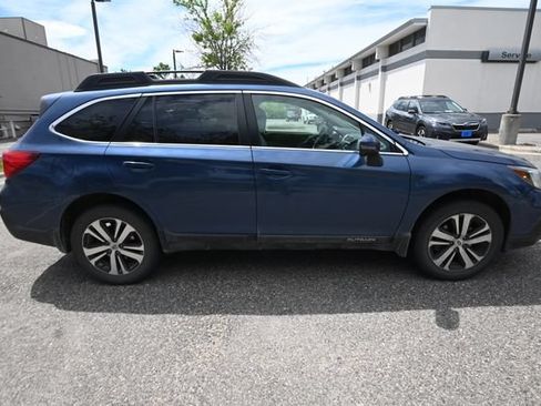 Used 2019 Subaru Outback 2.5i Limited w/ Popular Package #2 AWD/4WD image 6