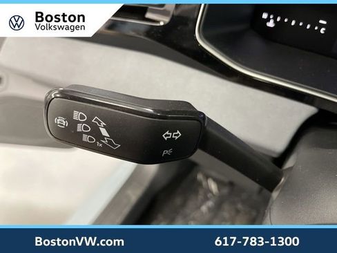 New 2026 Volkswagen Jetta SE FWD image 19