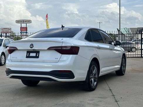 Used 2023 Volkswagen Jetta SE FWD image 26
