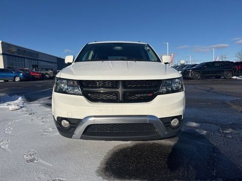 Used 2017 Dodge Journey Crossroad w/ Flexible Seating Group image 8