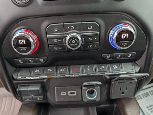 Used 2021 GMC Sierra 1500 Denali w/ Driver Alert Package II AWD/4WD image 27