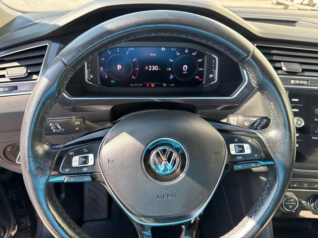 Used 2019 Volkswagen Tiguan SEL AWD/4WD image 31