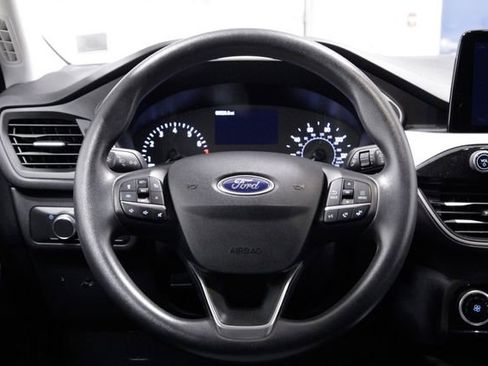 Used 2021 Ford Escape SE image 15