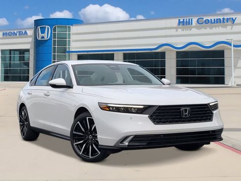 New 2026 Honda Accord Touring image 7