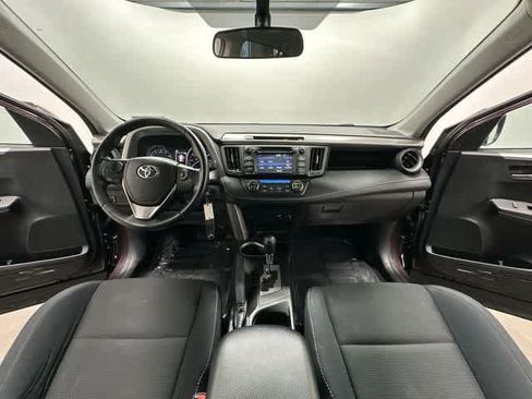 Used 2016 Toyota RAV4 XLE image 19