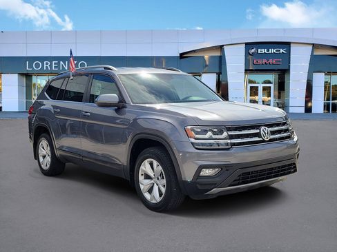 Used 2019 Volkswagen Atlas SE w/ Towing Package FWD image 3
