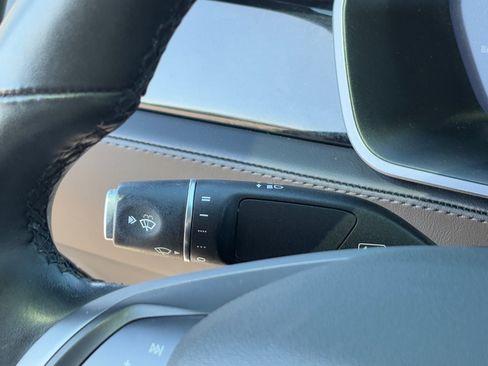 Used 2018 Tesla Model X 75D image 21