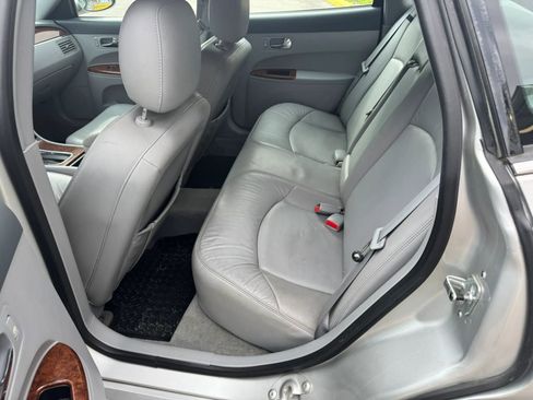 Used 2005 Buick LaCrosse CXL w/ Gold Convenience Package FWD image 19