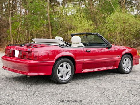 Used 1989 Ford Mustang GT RWD image 8