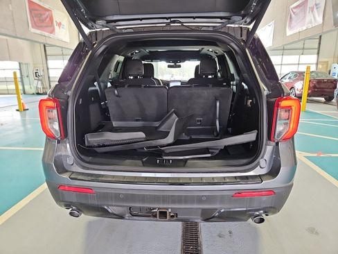 Used 2022 Ford Explorer ST-Line w/ Class IV Trailer Tow Package image 14