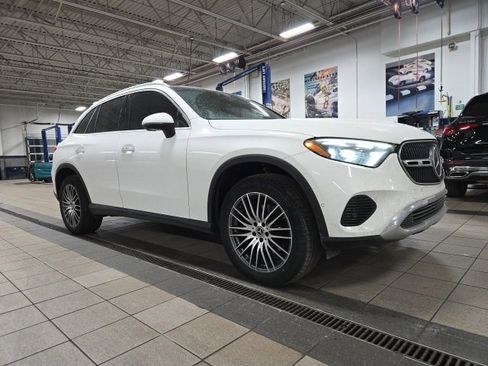 Certified 2023 Mercedes-Benz GLC 300 4MATIC image 1