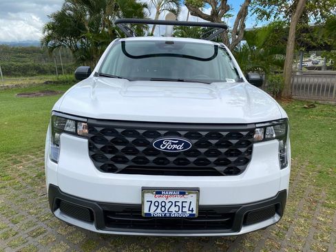 Used 2025 Ford Maverick XLT w/ Equipment Group 302A image 2