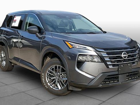 Used 2024 Nissan Rogue S FWD image 2
