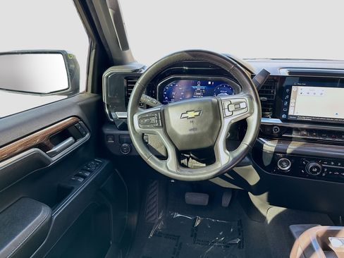 Used 2023 Chevrolet Silverado 1500 LT w/ Protection Package image 21