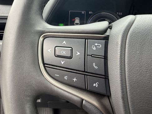 Used 2024 Lexus UX 250h FWD image 19