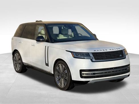 New 2025 Land Rover Range Rover SE image 3