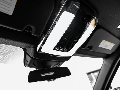 Used 2023 Rolls-Royce Cullinan Black Badge w/ Driver's Package AWD/4WD image 34