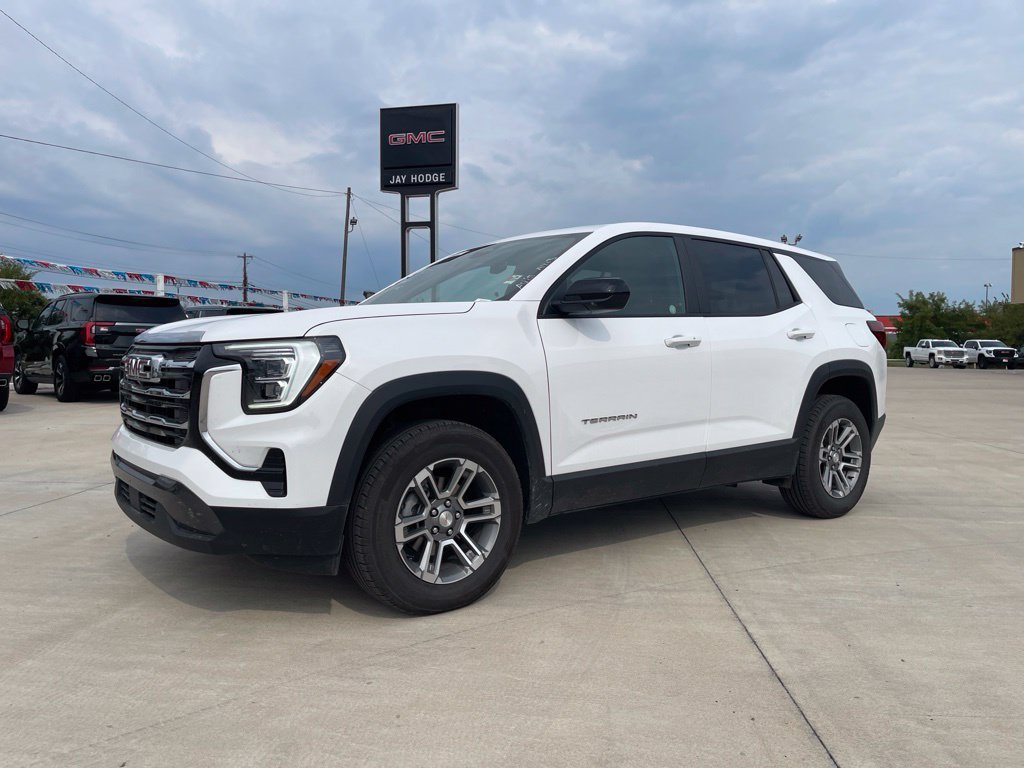 Used 2026 GMC Terrain Elevation AWD/4WD image 1