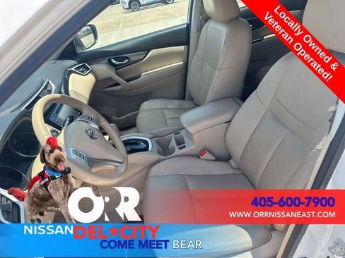 Used 2015 Nissan Rogue SL w/ SL Premium Package FWD image 15