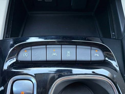 Certified 2023 Buick Envision Preferred image 19