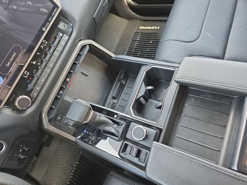 Used 2024 Toyota Tundra Limited image 25