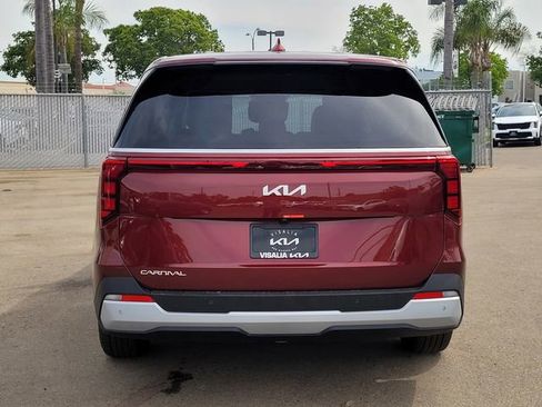 New 2026 Kia Carnival FWD image 6