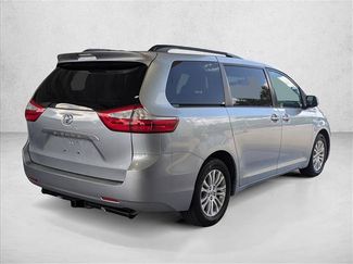 Used 2015 Toyota Sienna XLE FWD video 2