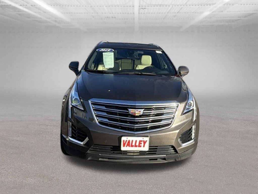 Used 2019 Cadillac XT5 Luxury AWD/4WD image 3
