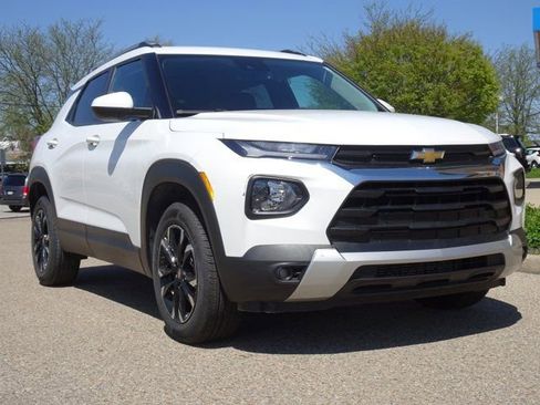 Used 2023 Chevrolet TrailBlazer LT w/ Convenience Package AWD/4WD image 29