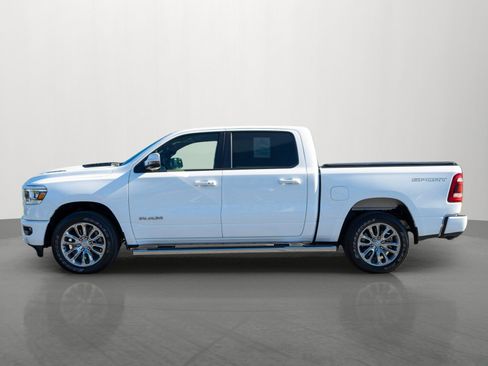 Used 2023 RAM 1500 Laramie AWD/4WD image 4