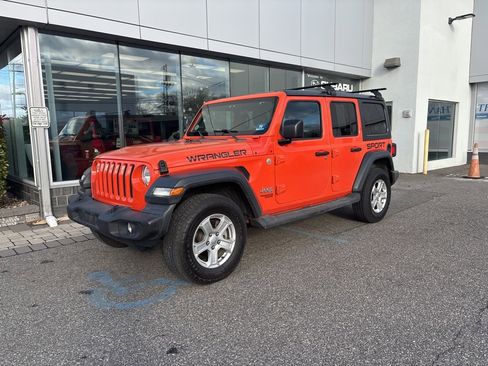 Used 2018 Jeep Wrangler Unlimited Sport S image 9