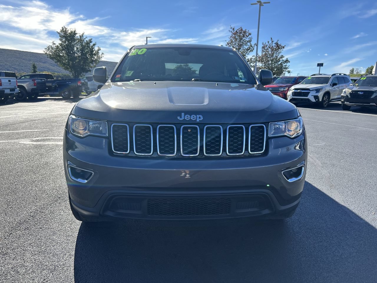 Used 2020 Jeep Grand Cherokee Laredo w/ Security & Convenience Group AWD/4WD image 13