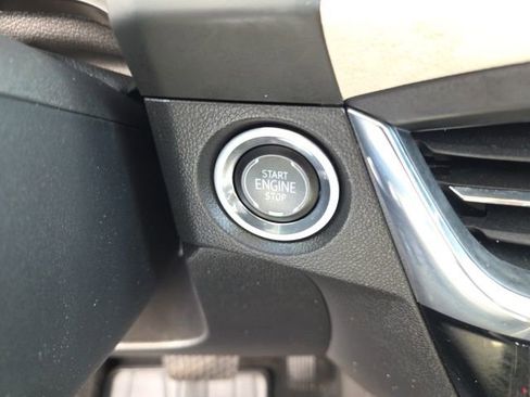 Used 2025 Buick Encore GX Sport Touring w/ Advanced Technology Package image 19