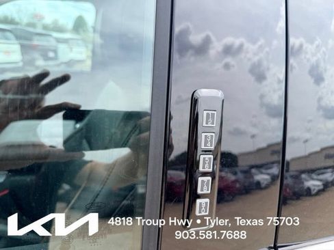 Used 2024 Ford F150 Lariat w/ Bed Utility Package AWD/4WD image 9