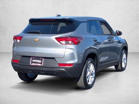 New 2026 Chevrolet TrailBlazer LS w/ LS Convenience Package FWD image 2