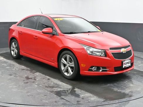 Used 2014 Chevrolet Cruze LT w/ RS Package image 2