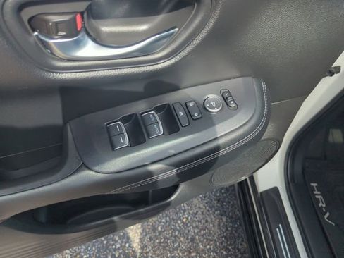 Certified 2024 Honda HR-V EX-L image 18