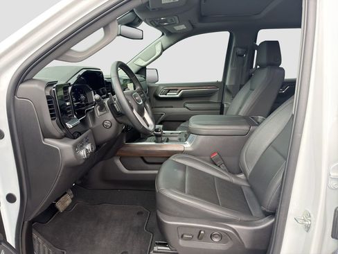 Certified 2025 GMC Sierra 1500 SLT w/ SLT Premium Plus Package AWD/4WD image 9