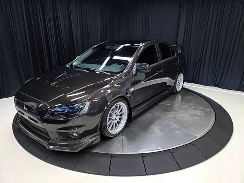Used 2012 Mitsubishi Lancer Evolution GSR AWD/4WD image 9