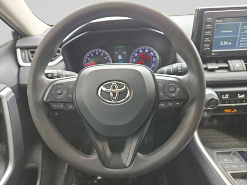 Used 2020 Toyota RAV4 XLE FWD image 22