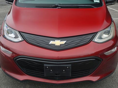 Used 2020 Chevrolet Bolt LT image 12