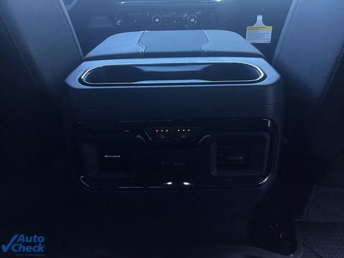 Used 2025 Chevrolet Silverado 1500 ZR2 w/ Technology Package image 25