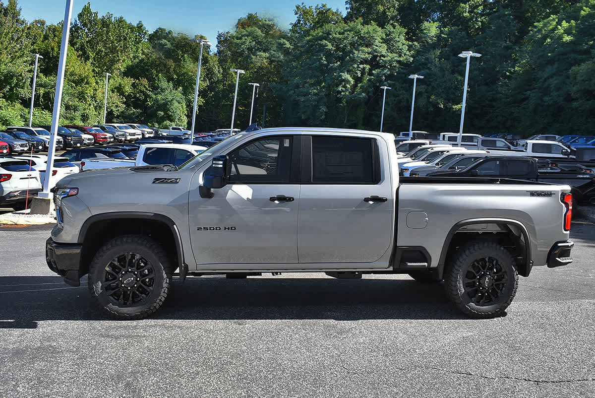 New 2026 Chevrolet Silverado 2500 LT w/ Trail Boss Package AWD/4WD image 4