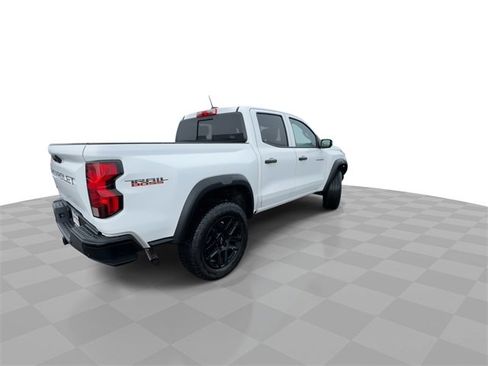Used 2024 Chevrolet Colorado Trail Boss w/ Advanced Trailering Package image 8
