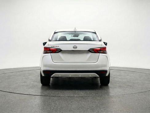 Used 2025 Nissan Versa SV FWD image 7
